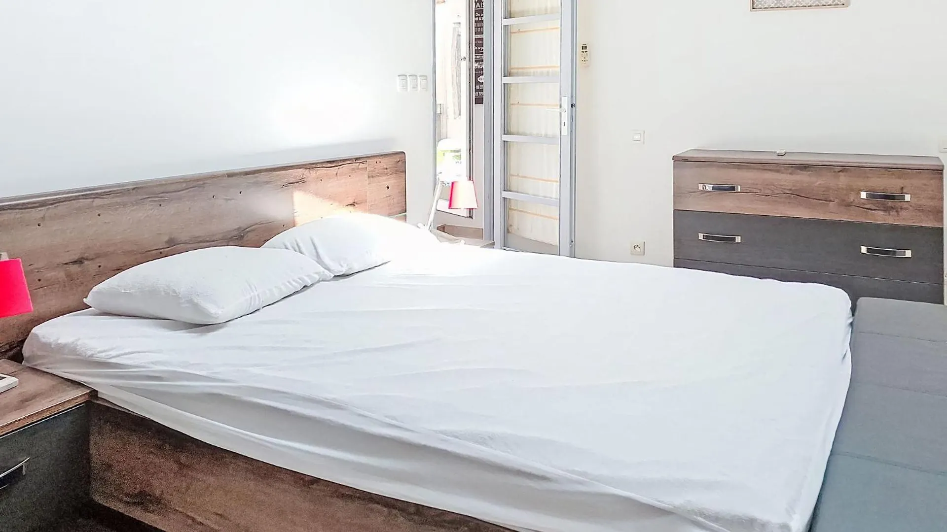 Apartment Les Oliviers By Interhome Six-Fours-les-Plages
