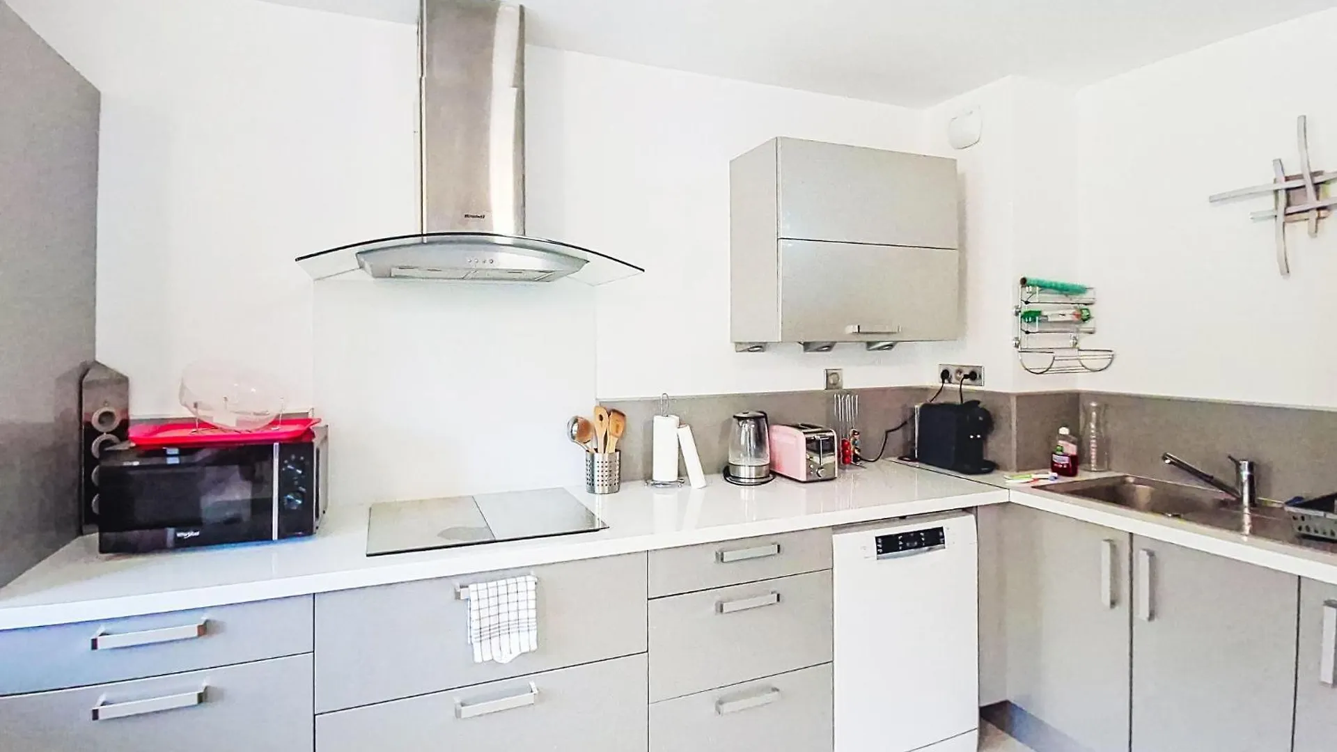 Apartment Les Oliviers By Interhome Six-Fours-les-Plages